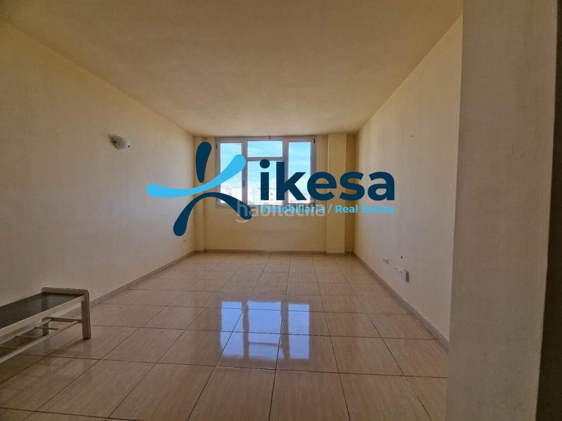 Foto e2f170eb-0011-4ff5-b794-264872e4cfd0. Appartement avec parking dans Vecindario - El Doctoral - Cruce de Sardina Santa Lucía de Tirajana
