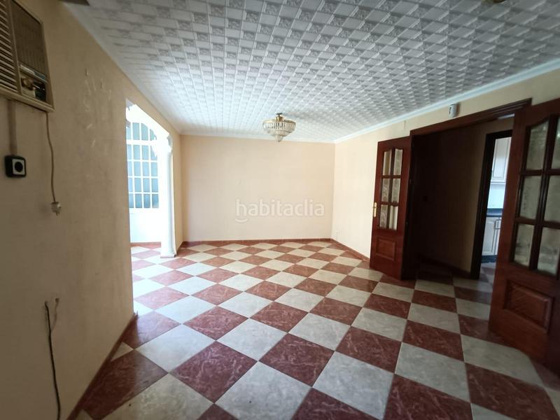 Foto d9c8c686-22fb-4b34-90ec-fe254f19f4ec. Etagenwohnung in Parque Alcosa Sevilla