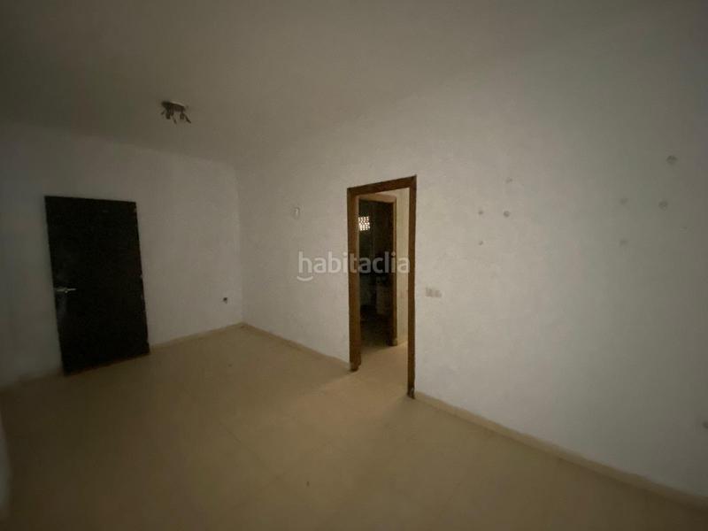 Foto f671f5fb-01d1-4b40-aaad-c4f9a4abbf9d. Flat in Avenida de Rota Chipiona