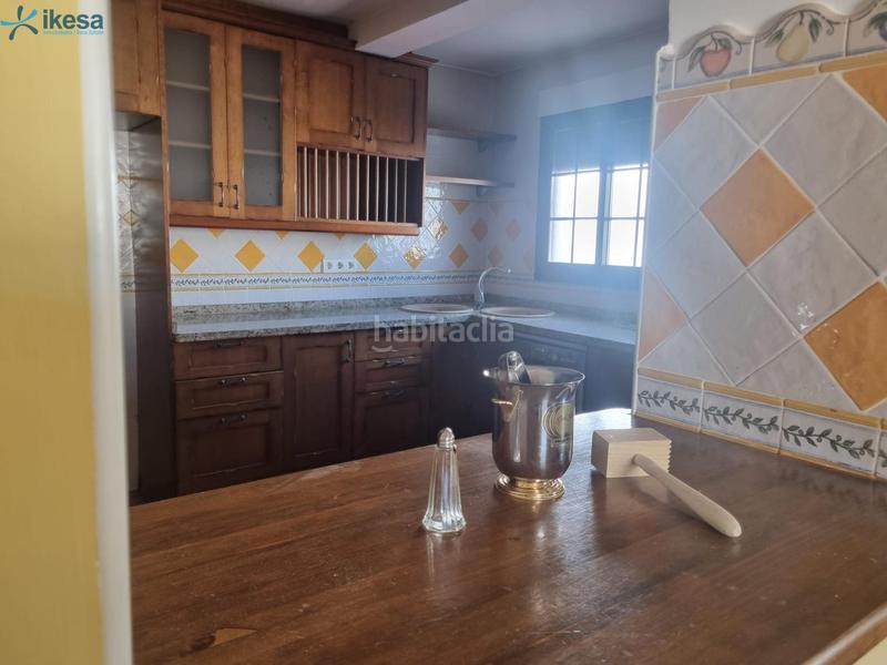 Foto 154bd57b-fa0f-4d4a-8bc6-8cfc56246c8f. Casa adossada amb piscina a Los Tablones - La Garnatilla Motril