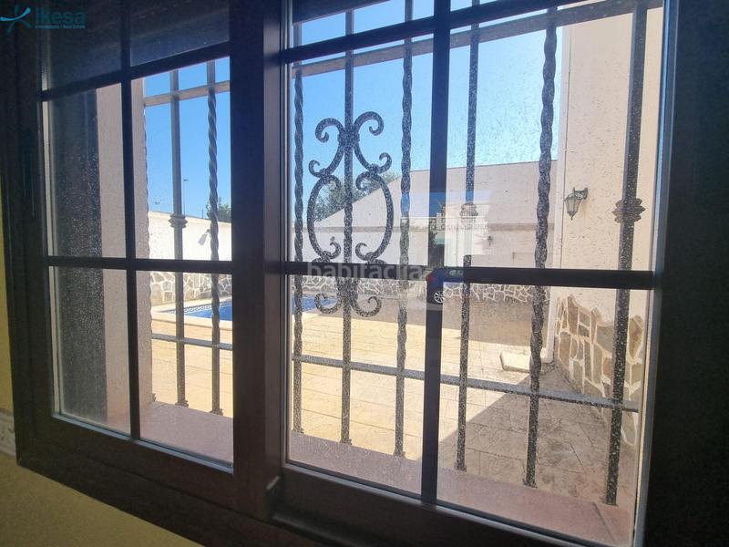 Foto f64c86b0-d2c7-479a-9349-838c0fb3203f. Casa adossada amb piscina a Los Tablones - La Garnatilla Motril