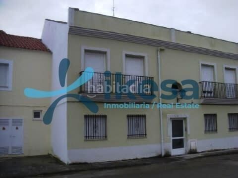 Foto cfc9d928-c15a-45be-8e9d-917e45ae310e. Pis a Burguillos del Cerro