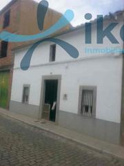 Casa adossada a Belalcázar. Venta de casa adosada en belalcazar, córdoba. venta en cesión de