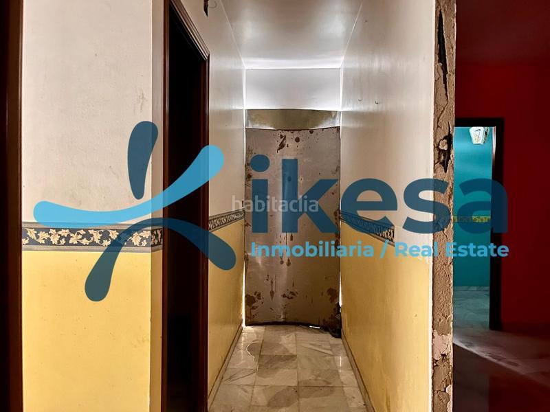 Foto c616c4e9-16f7-4927-b4b7-b1f5c55394ae. Casa adossada a Morón de la Frontera