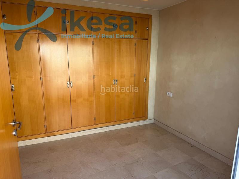 Foto 20aec5e5-0765-46a5-a0b4-b63dfc95e76d. Attique dans Feria Sevilla