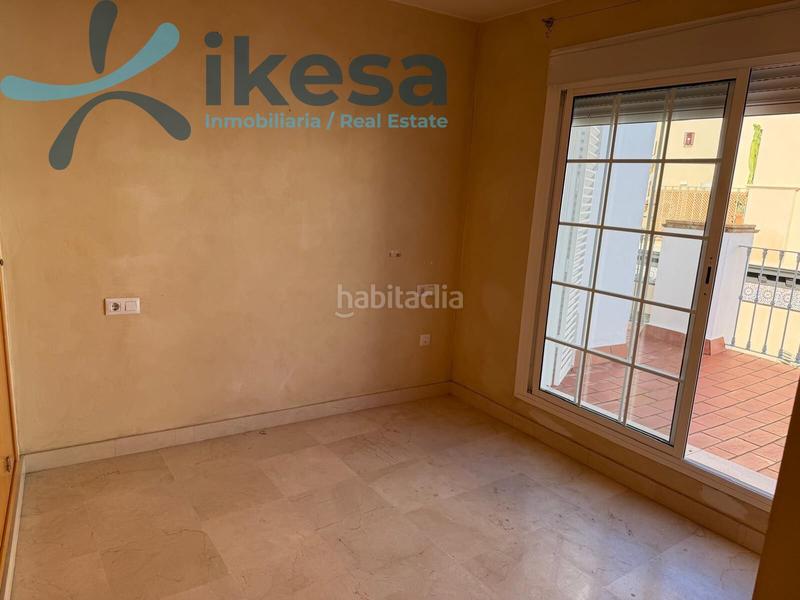 Foto 37d4d0ea-a7c6-4067-961f-2d450db0efeb. Attique dans Feria Sevilla