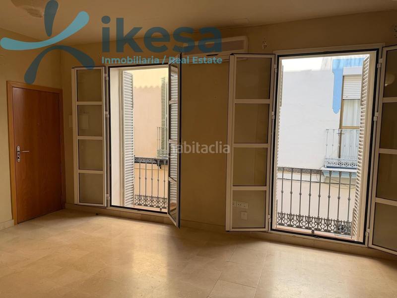 Foto 974bb471-cf89-4c14-80dc-f97715e545e4. Attique dans Feria Sevilla