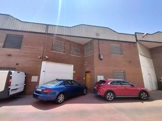 Bâtiment à usage industriel à Alcolea. Venta de nave industrial, polígono de las quemadas, córdoba
