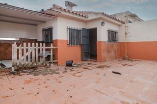 Apartament a Torresoto - Agrimensor. Amplia vivienda unifamiliar en jerez de la frontera   no visitab