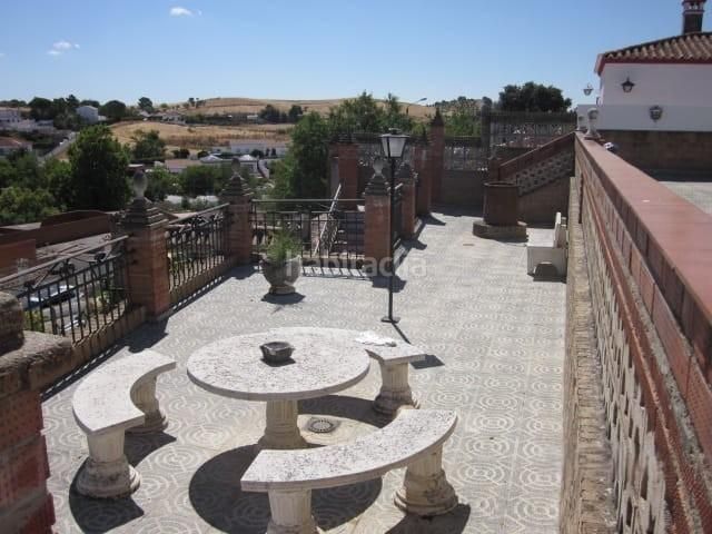 Foto 0e761ea5-1e1d-4c64-8110-fb82ced64b56. Casa amb aparcament piscina a Cazalla de la Sierra
