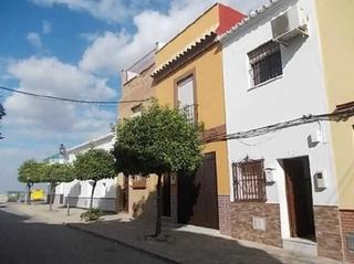 Semi detached house in Morón de la Frontera
