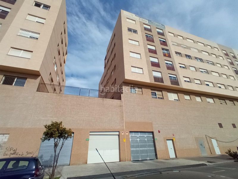 Foto 95a5f584-87d8-4459-84fc-c57545a49eb2. Aparcament cotxe a Muelle Ceuta