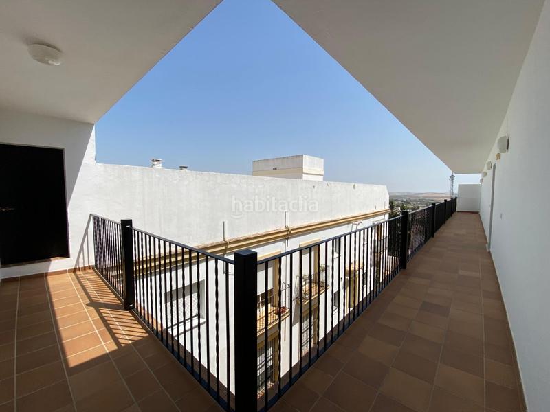 Foto 6a1f5ea2-3177-49bd-a066-a8d7e303f74a. Attique avec parking dans Trebujena