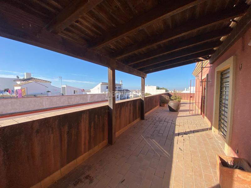 Foto bb59b30e-96b7-48d6-b590-ddce5fce46dd. Attique avec parking dans Trebujena