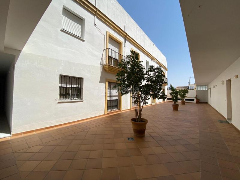 Foto d4bcbbb8-721e-47bb-be77-50ba8119f30a. Attique avec parking dans Trebujena