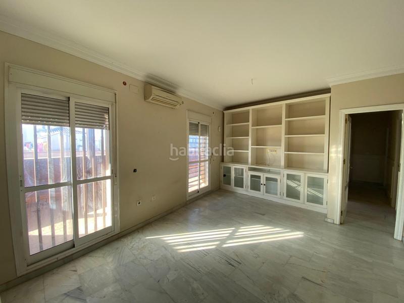 Foto fe2290e9-eb5e-45ee-91b4-6f54c7427de7. Attique avec parking dans Trebujena