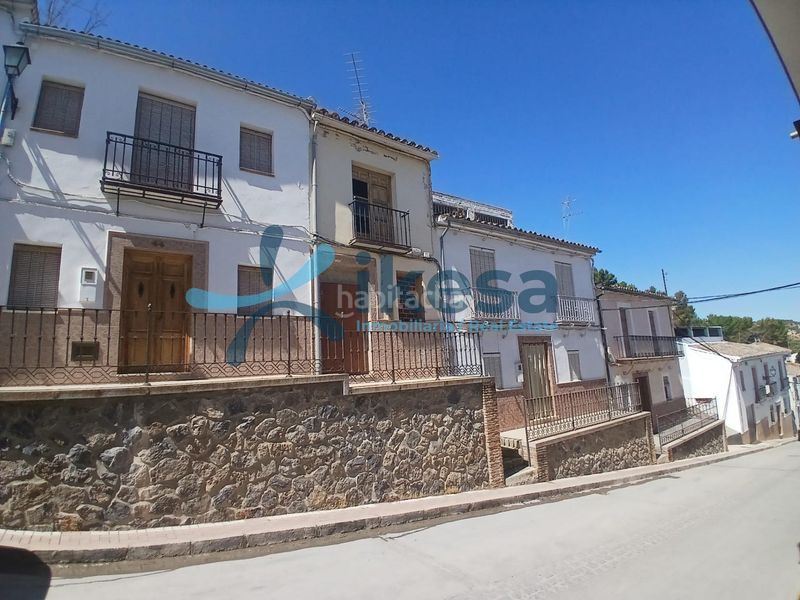 Foto 7084128c-ce48-43cd-8fc0-a9e3304f0a41. Casa a Cuevas Bajas