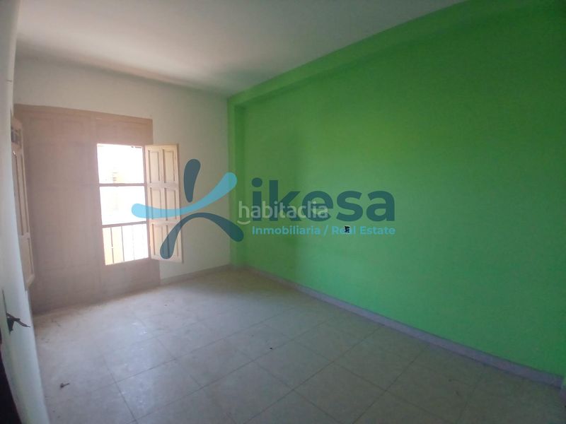 Foto bbddc18c-4f5e-4eb9-ba8f-1347980fc9a9. Casa a Cuevas Bajas