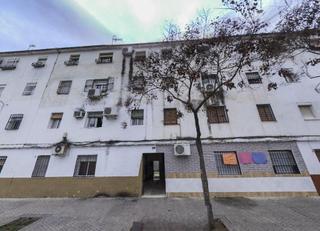 Pis a Torreblanca. Piso en torreblanca  sevilla