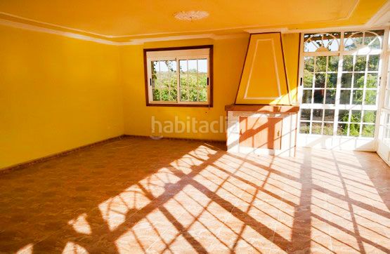 Foto a694d3bc-5f91-4b3e-96ec-81b4590e02da. Xalet a Dozón