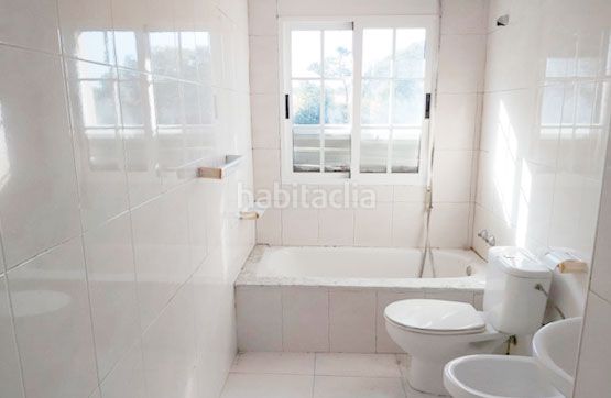 Foto c100d214-ef98-4f8e-b72f-6c1872478494. Xalet a Dozón