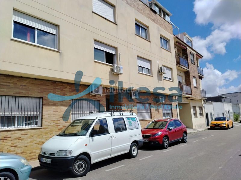 Foto 6249bf03-71b1-4dae-9ec0-8637c814009a. Aparcament cotxe a San Roque - Ronda Norte Badajoz