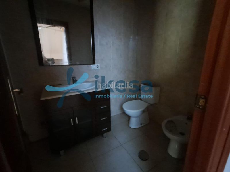 Foto 8ca442c5-878b-49c8-9279-7b54594b7cfb. Casa adossada a Puente Genil