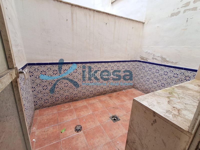Foto b208a802-39a0-4d0a-9a40-fe0e4b0fff86. Casa adossada a Puente Genil
