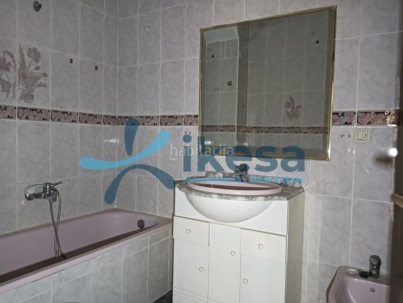 Foto b834871b-da89-4bb3-8b29-7c73987253d8. Pis a Torres
