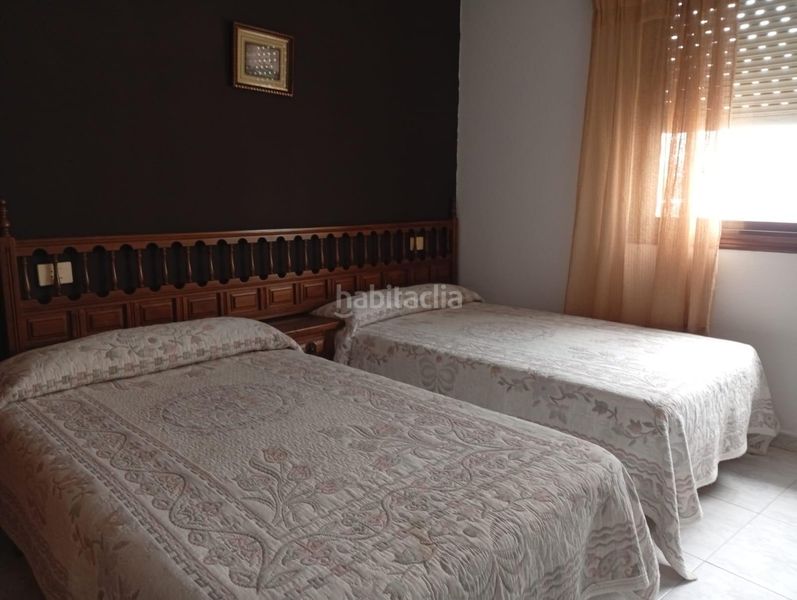 Foto 4d0c809d-e914-4708-9a81-7d2c71d36b19. Edificio en del progreso 171 hostal en venta en a rua en Rúa (A)