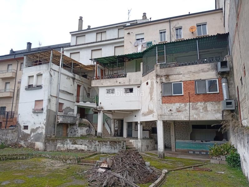 Foto 82ad2020-3f45-4a36-9c8a-2ec325d340d3. Edificio en del progreso 171 hostal en venta en a rua en Rúa (A)