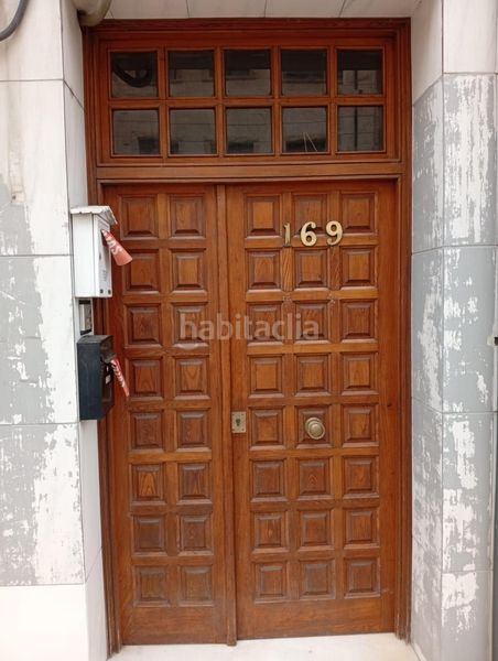 Foto aee78c39-99ac-4493-a452-fdb86b3bcc8f. Edificio en del progreso 171 hostal en venta en a rua en Rúa (A)