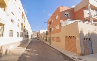 Appartement à La Gangosa. Piso en venta en vicar, almería