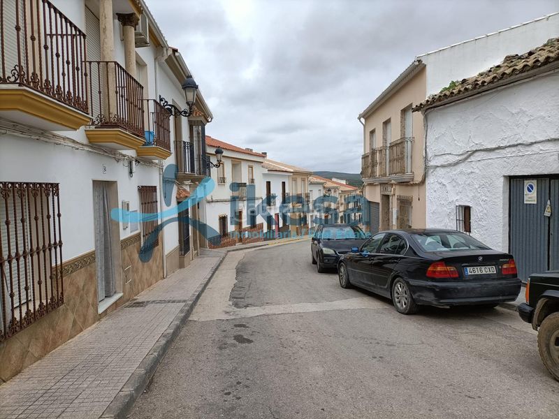 Foto d902be05-9024-453e-9d62-5979809e6677. Casa adossada a Baena