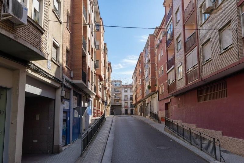 Foto 914adb2c-0cb7-4993-8ef0-b088bd9e7964. Pis a Barrio del Ave Zaragoza