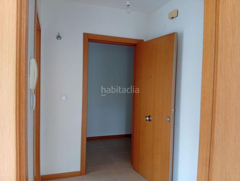 Foto 3a4349aa-9dad-4bed-8165-458b2b197446. Apartamento en de la vila 58 apartamento en san cosme , a 2500 metros del mar en Barreiros