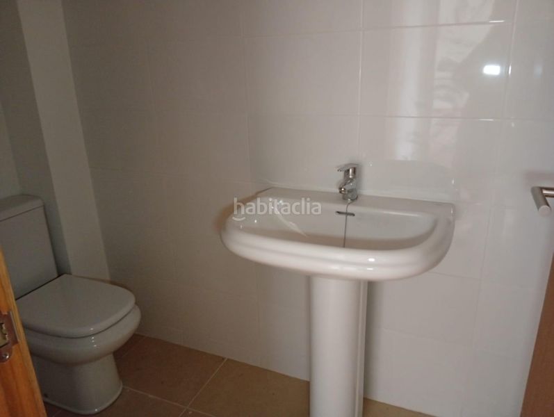 Foto c4b4b554-0291-4727-b259-d5e37534f749. Piso en vila apartamento en san cosme , a 2500 metros del mar en Barreiros