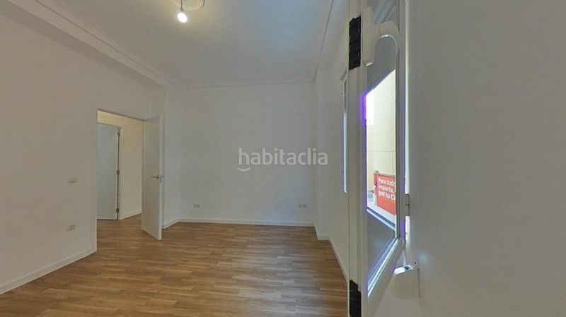 Foto 0c6122b6-28af-4e66-b585-a8bb6d15d7a7. Pis a Los Remedios Sevilla