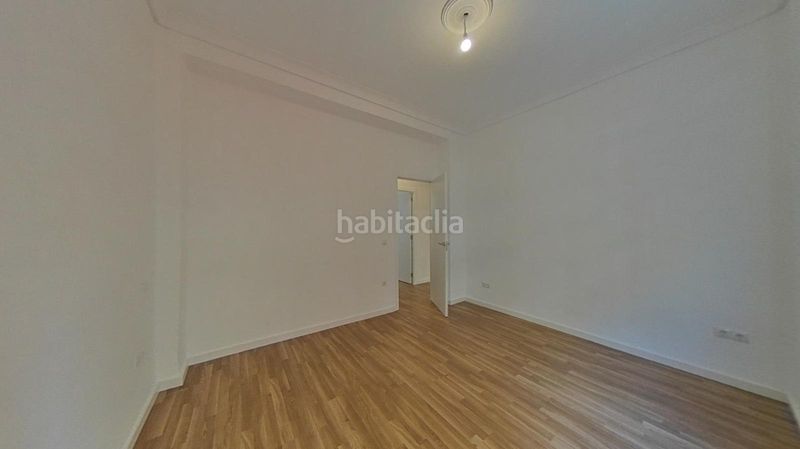 Foto af06e259-2ae3-4fb7-ba7c-88f172ae7aa0. Pis a Los Remedios Sevilla