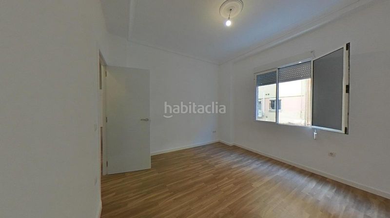 Foto ca8df971-5b7e-48e4-a5b9-1eff746ede70. Pis a Los Remedios Sevilla