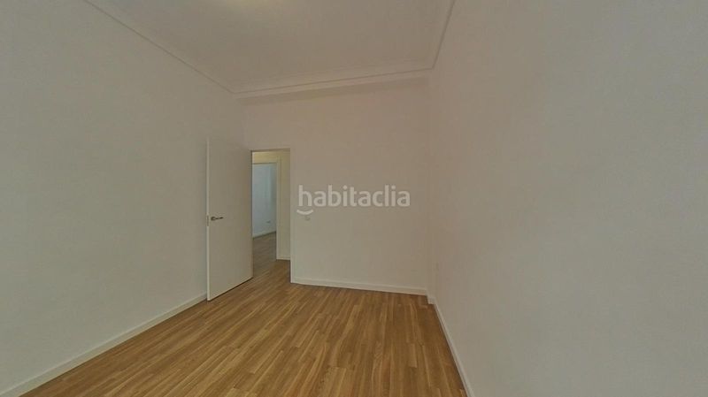 Foto db80a3b0-0c07-43b0-8eb5-ee8040fe2951. Pis a Los Remedios Sevilla