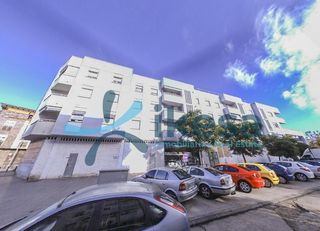 Local Comercial a Sagunto - Edisol. Venta de local sin posesión no visitable en edificio levante cen