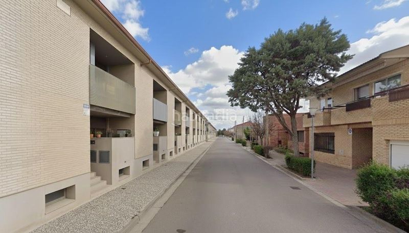 Foto ce3241fa-4b49-4169-9851-3ee5acf72687. Casa adossada amb aparcament piscina a Pastriz