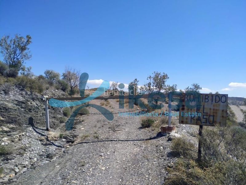Foto b0fbae8f-f68f-47df-95a9-1a6aba28b5eb. Finca rústica a Gérgal