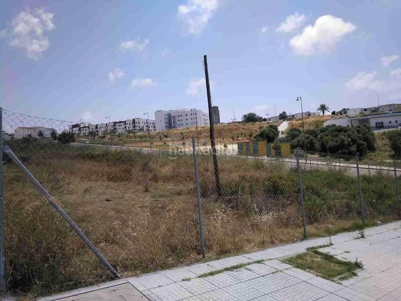 Foto 8c103676-59e3-4854-8e70-971fc2c2266a. Terreno residencial suelo urbano consolidado pueblo proyecto plurifamiliar b4 con uso terciario en San Roque