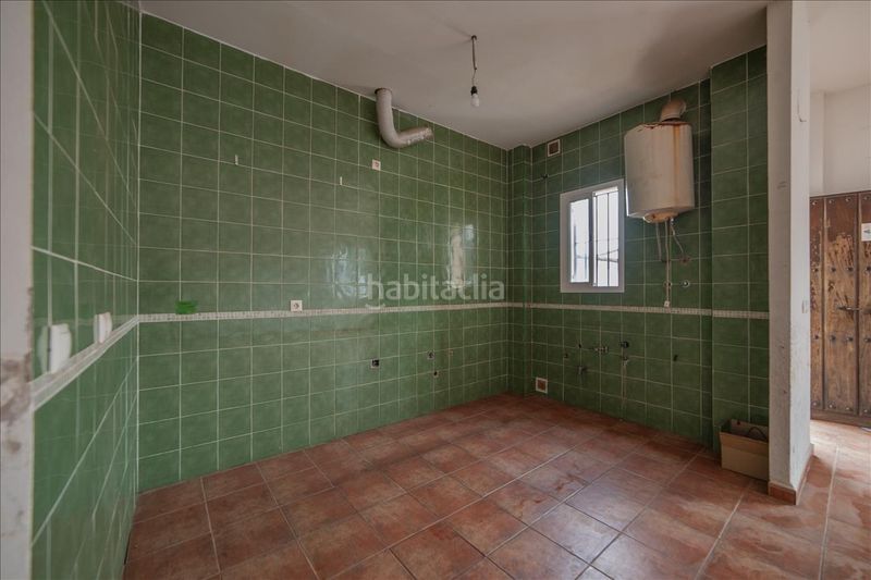 Foto fe8541dd-f0f0-4bfb-88e5-4d3de6068e27. Pis a calle carmen laffon 3 a Burguillos