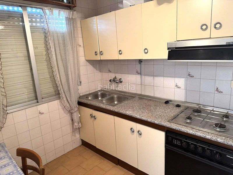 Foto 55a4d594-99a6-4f6d-b31b-a1eb2610ebb2. Casa adossada amb aparcament a Verín