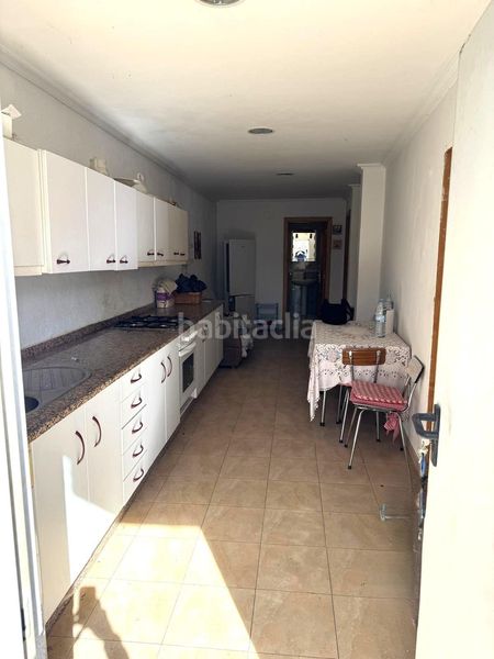Foto 653c4fe0-6a54-48b7-8da4-0c844c675b87. Casa adossada amb aparcament a Verín