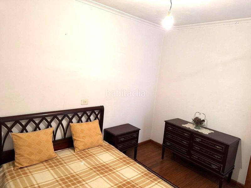 Foto c22721ce-b885-45f5-8f21-80532e9cb6b7. Casa adossada amb aparcament a Verín