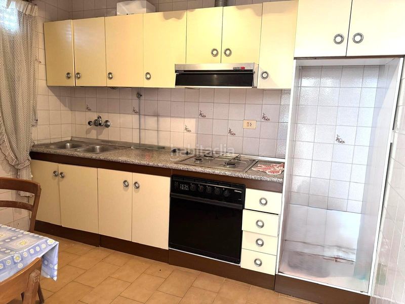 Foto e52f192e-d1bb-4479-a22b-eddf030c8dbf. Casa adossada amb aparcament a Verín